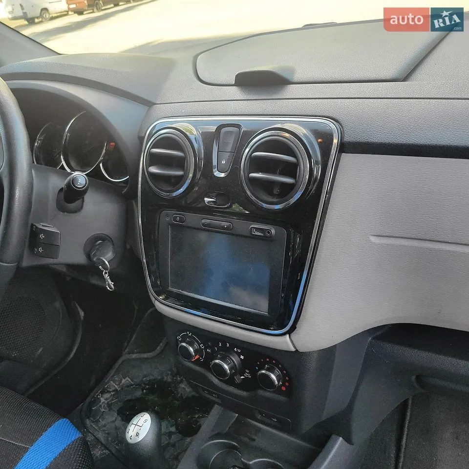 2013 Dacia Lodgy - мініатюра 3