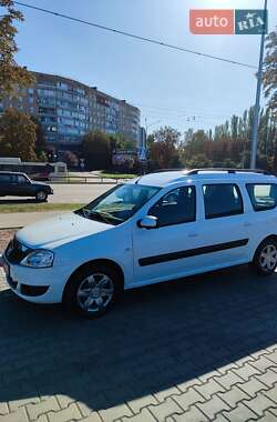Dacia Logan MCV  2011