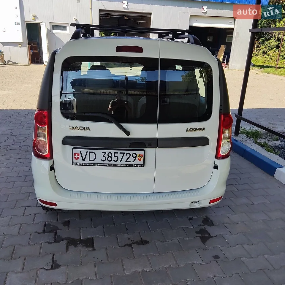 2011 Dacia Logan - мініатюра 5