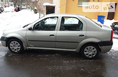 Dacia Logan  2005