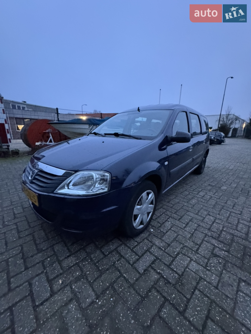 2011 Dacia Logan - мініатюра 3