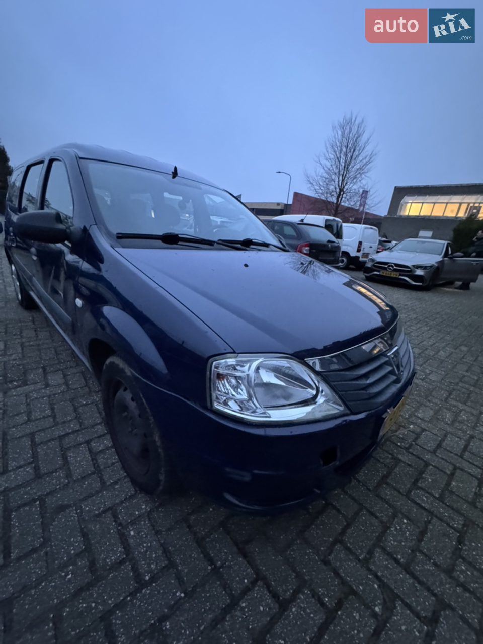 2011 Dacia Logan - мініатюра 4