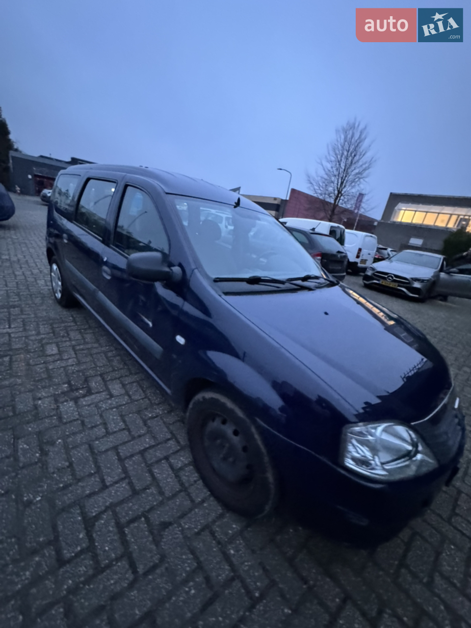 2011 Dacia Logan - мініатюра 5