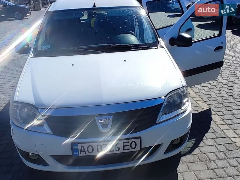 Dacia Logan 2012