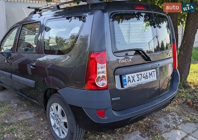 Седан Dacia Logan 2007 в Люботине