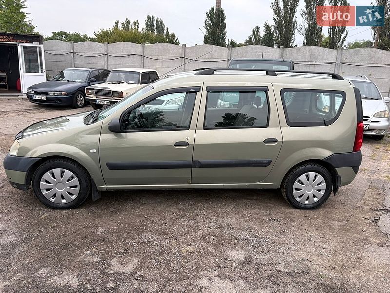 Седан Dacia Logan 2007 в Запорожье