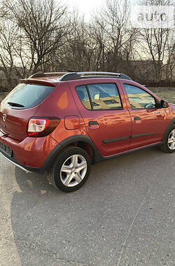 Dacia Sandero StepWay  2013