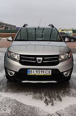 Dacia Sandero StepWay  2013