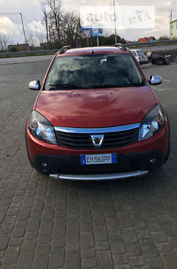 Dacia Sandero StepWay  2012