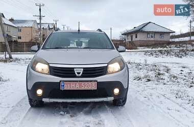 Dacia Sandero StepWay 2011