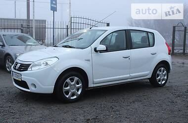 Dacia Sandero LAURATE 2009