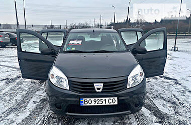 Dacia Sandero  2009