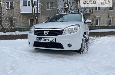 Dacia Sandero  2012