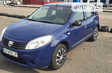 Dacia Sandero  2009