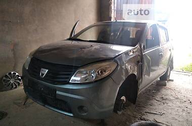 Dacia Sandero  2009