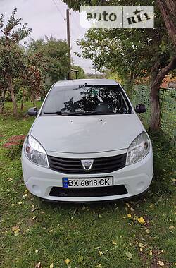 Dacia Sandero  2011