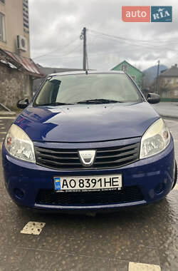 Dacia Sandero  2009