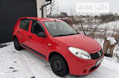 Dacia Sandero  2011