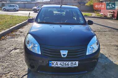 Dacia Sandero  2010