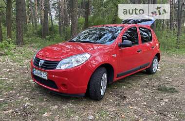 Dacia Sandero  2011