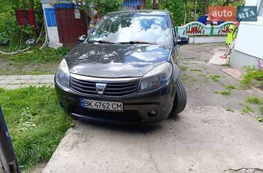 Dacia Sandero 2010