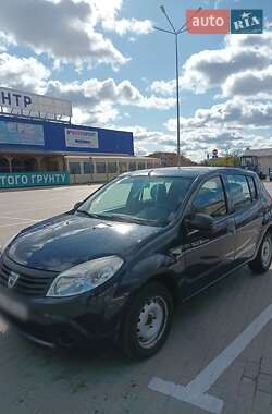 Dacia Sandero  2012