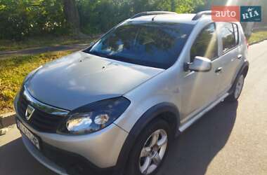 Dacia Sandero  2011