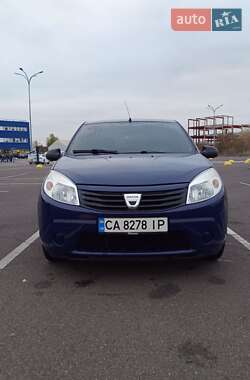 Dacia Sandero  2009