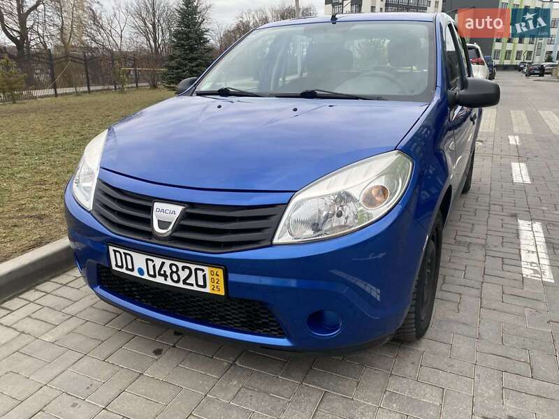 Dacia Sandero 2009 года в Ивано-Франковске