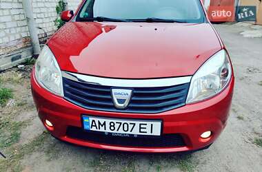 Dacia Sandero  2010