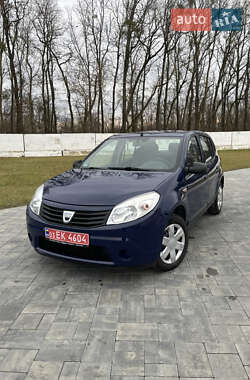 Dacia Sandero  2009