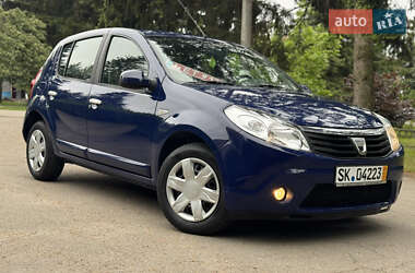 Dacia Sandero  2010