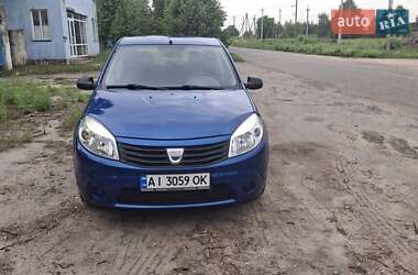 Dacia Sandero  2009