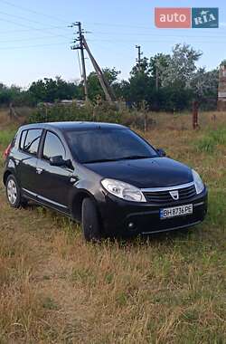Dacia Sandero  2009