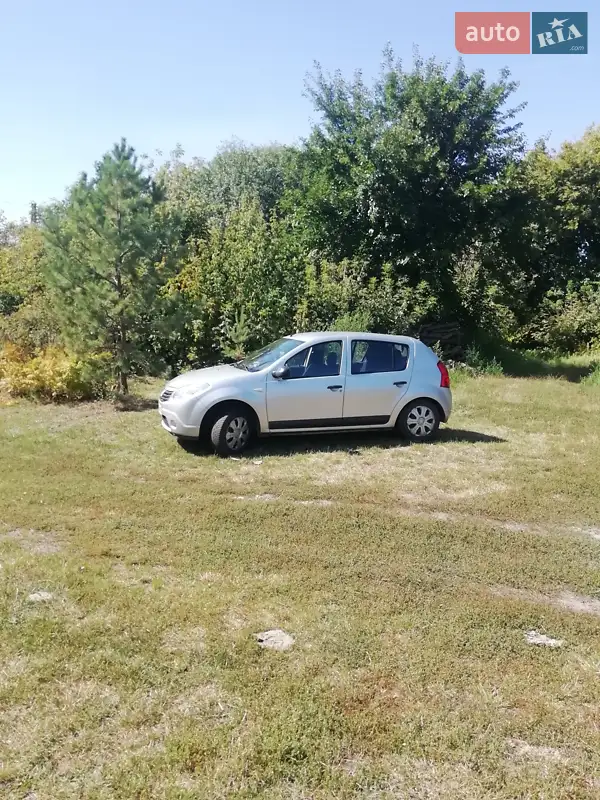 Dacia Sandero 2008