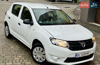 Dacia Sandero  2015
