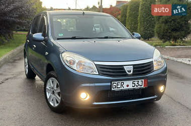 Dacia Sandero 2009