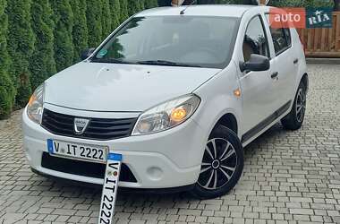 Dacia Sandero  2009