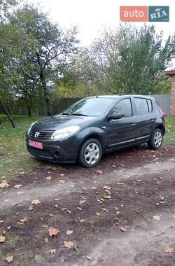 Dacia Sandero  2008