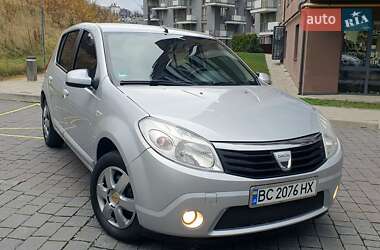 Dacia Sandero  2009