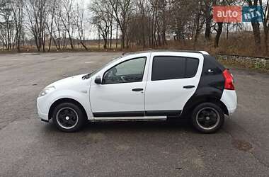 Dacia Sandero  2012