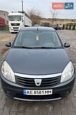 Dacia Sandero  2010