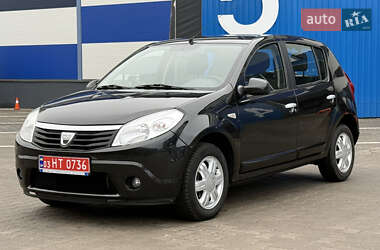 Dacia Sandero  2011