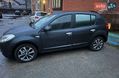 Dacia Sandero  2008