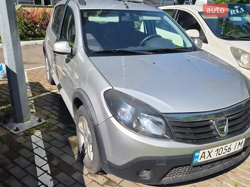 Dacia Sandero 2011