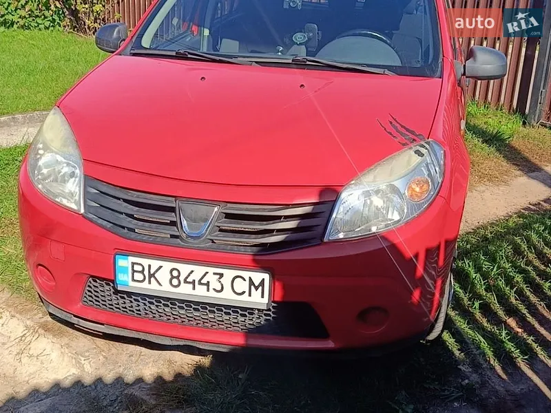 Dacia Sandero 2011