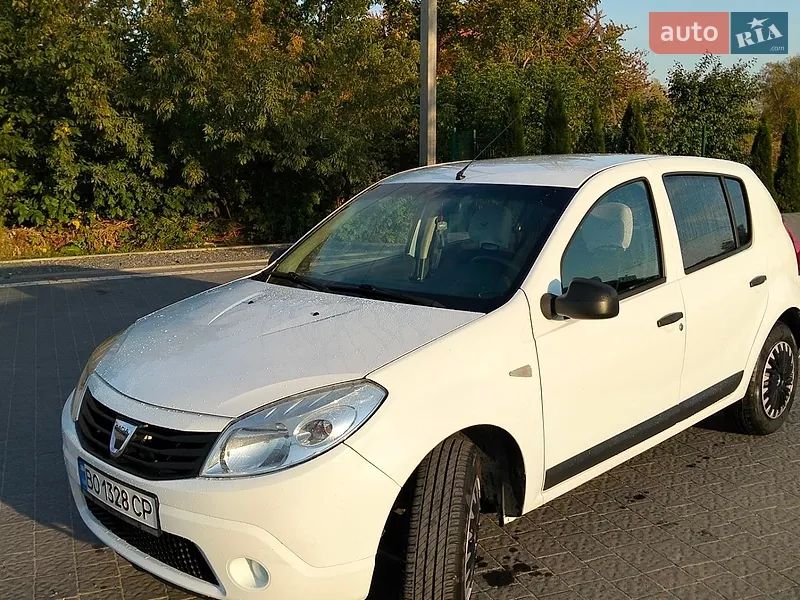 Dacia Sandero 2012