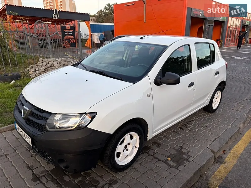 Dacia Sandero 2016