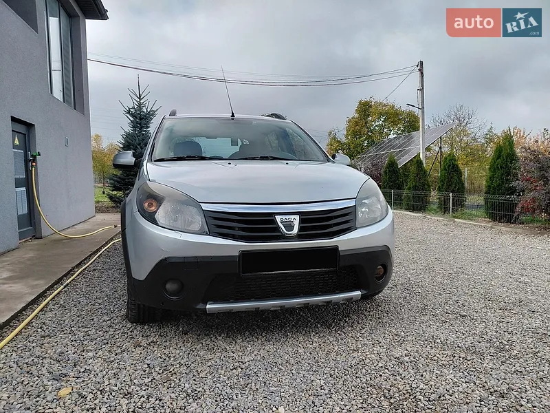 Dacia Sandero