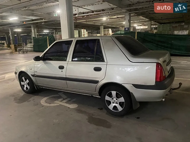 Dacia Solenza 2003